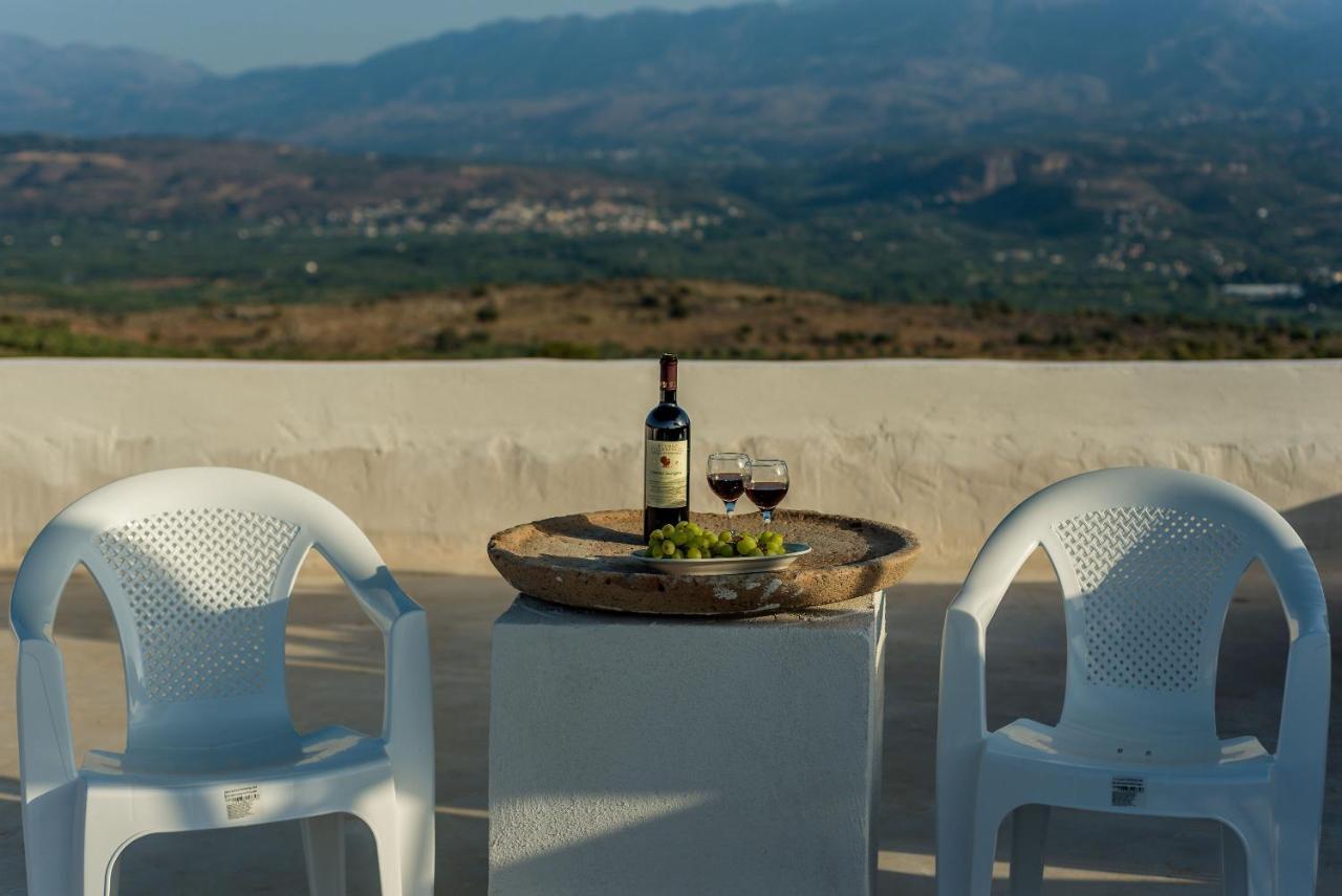 Bella-Maria At Aptera With Mountain And Sea View !! La Canea Esterno foto